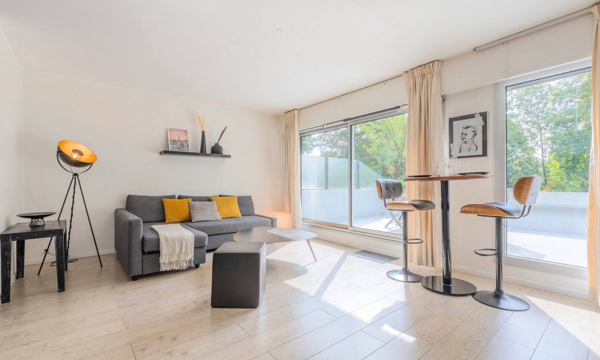 La Madeleine Apartment | Studio with terrace near tramway + parking