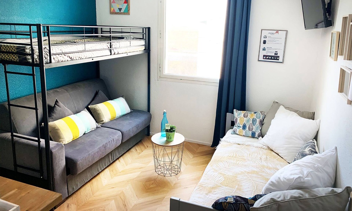 Chasseneuil-du-Poitou Apartment | Studio Wormy - Futuroscope rental 8 min walk