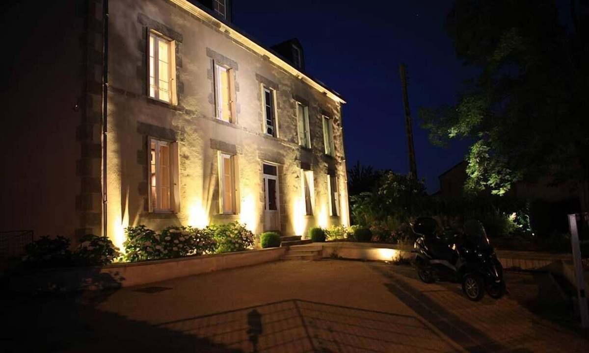 Les Herbiers Apartment | Studios Marie Barrault