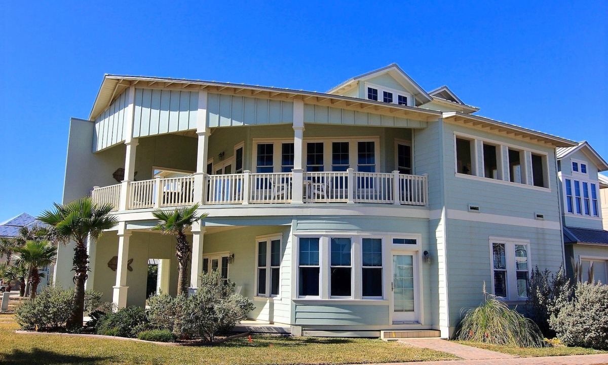 Cinnamon Shore House | Stunner w/Wrap-Around Porch in Cinnamon Shore, by Dune Crossover