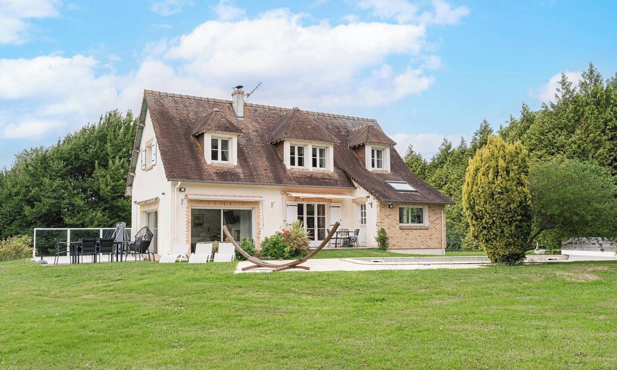 Englesqueville-en-Auge Apartment | Stunning house with swimming pool and padel court