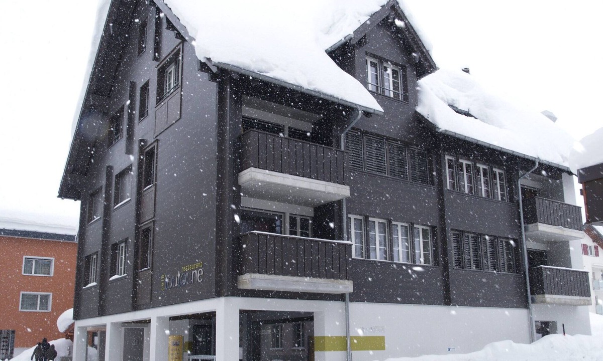 Andermatt Apartment | Stunning 1000sq Ft Apartment in Unparalleled Location