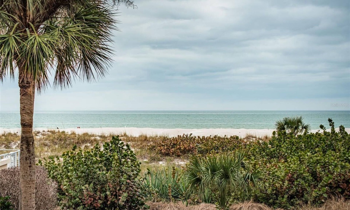 Belle Vista Condo | Stunning 2+ St. Pete Beach condo directly on the sand.