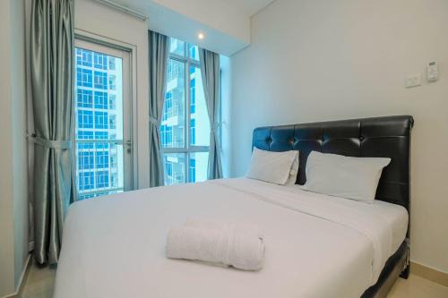 Menteng Apartment | Stunning 2BR Apartment at Capitol Park Residence By Travelio