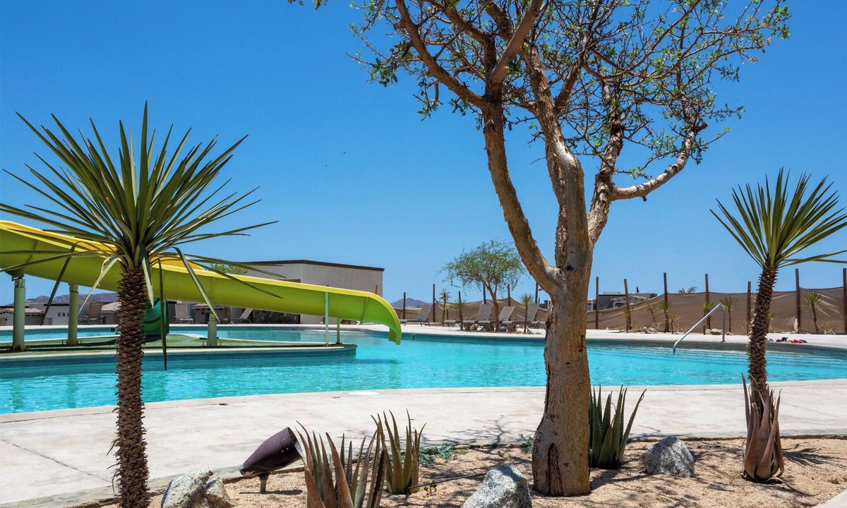 Juarez Condo | Stunning 3BD/2BA second-floor condo with breathtaking views!