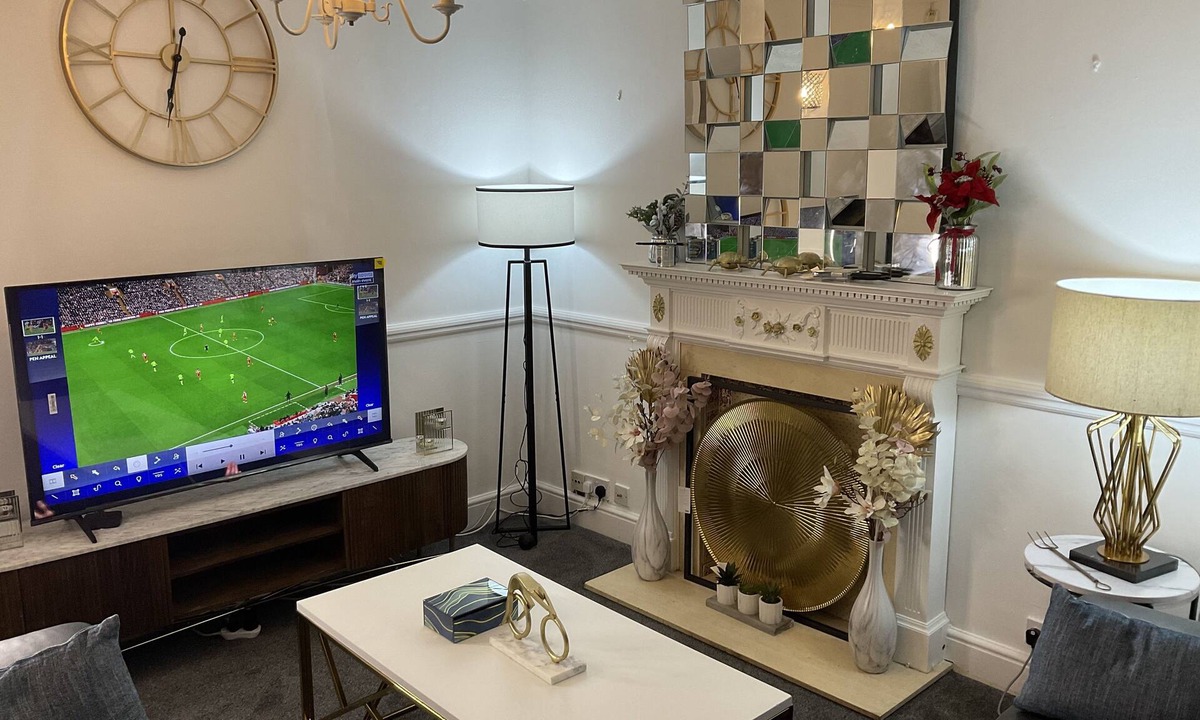 Rochester House | Stunning 4-bed House in Rochester