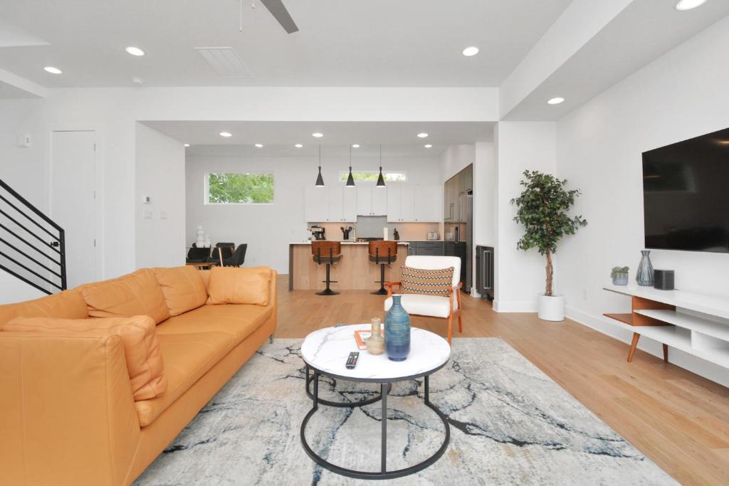 Montrose House | STUNNING 4 Story Modern Home w/ Spectacular Views