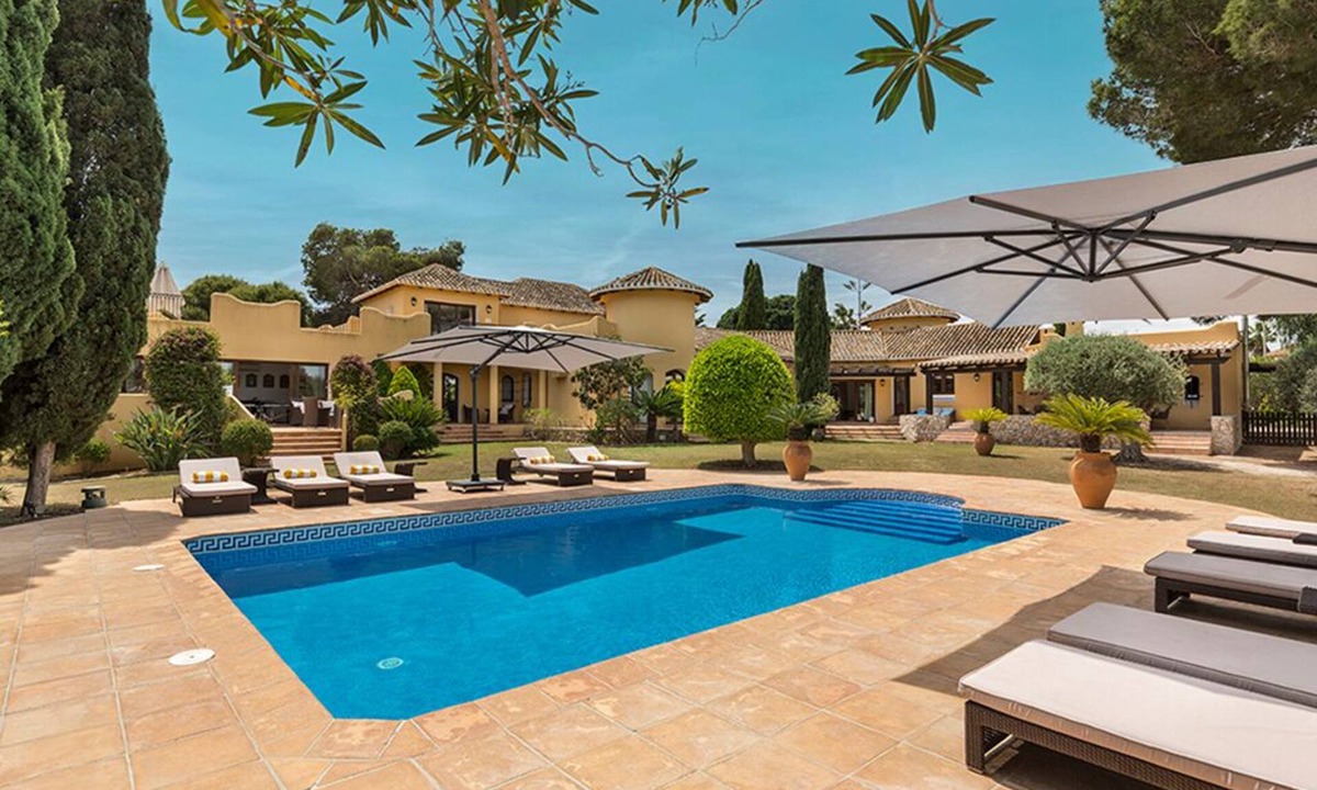 Atamaria Villa | Stunning 5 bedroom villa with private pool in heart of La Manga Club. Sleeps 10