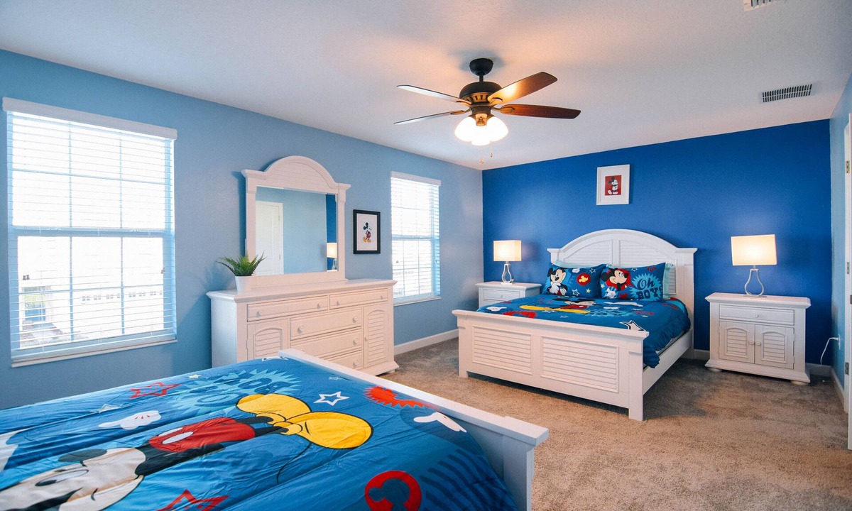 Davenport Resort | STUNNING 9 BED POOL HOME! Two Resorts included in your reservation!