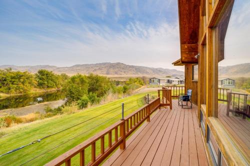 Brewster House | Stunning A-Frame Home w/Views, 10 Mi to Okanogan!