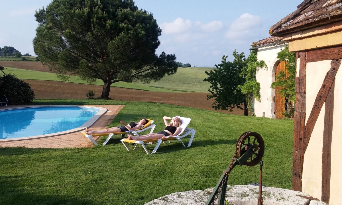 Saint-Avit Cottage | Stunning ancient stone cottage with private pool, set in panoramic lake location