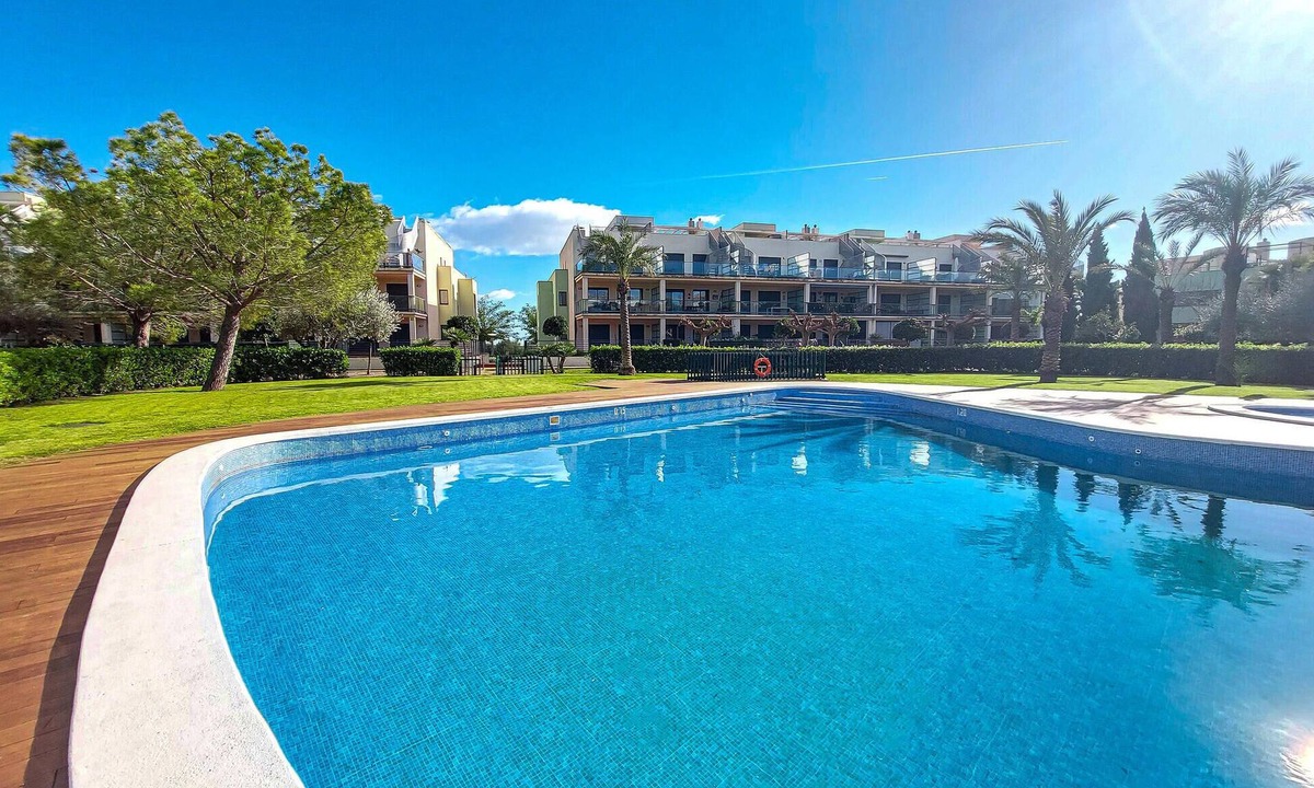 San Jorge Apartment | Stunning apartment in Sant Jordi with WiFi