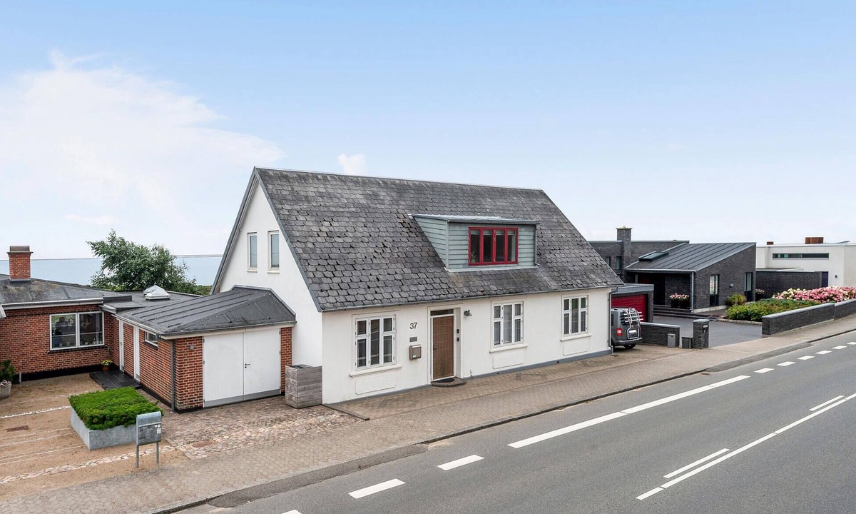 Hjerting Apartment | Stunning apartment in Esbjerg V with WiFi