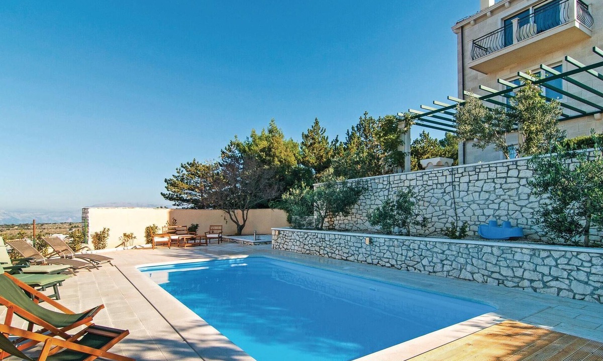 Nerezise Apartment | Stunning apartment in Nerezisca