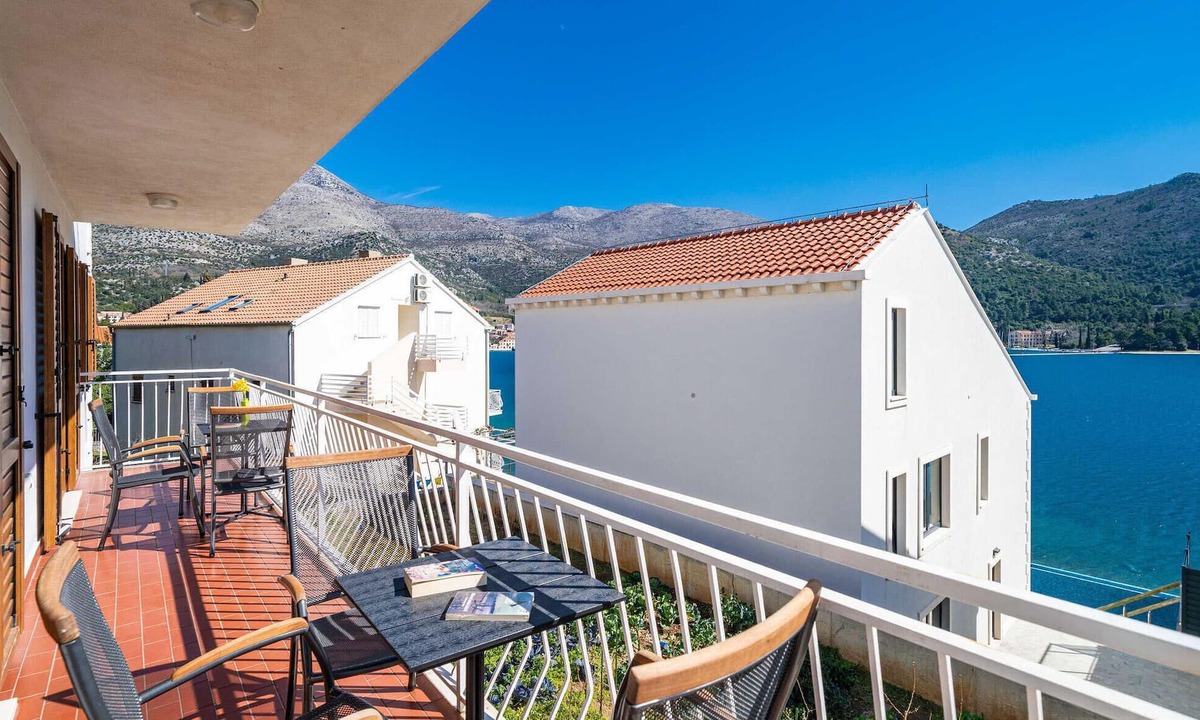 Slano Apartment | Stunning apartment in Slano with WiFi