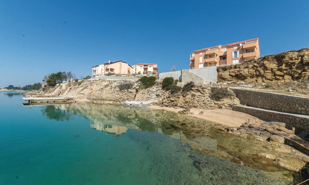 Vlasici Apartment | Stunning apartment in Vlasici with house sea view