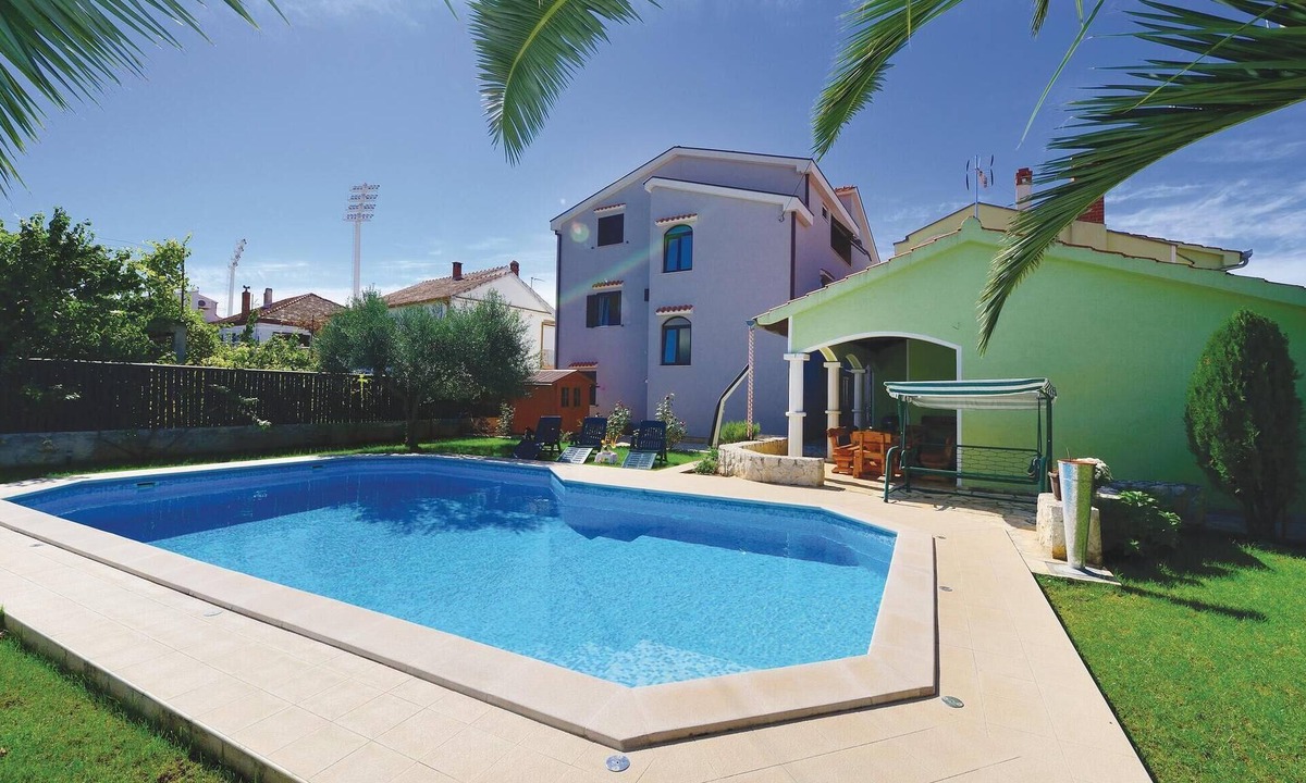 Zadar Apartment | Stunning apartment in Zadar with WiFi