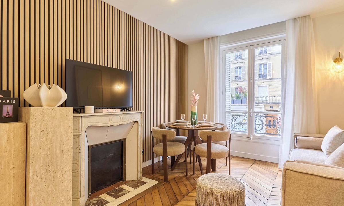 Saint-Vincent-de-Paul Apartment | Stunning apartment with AC - Center of Paris