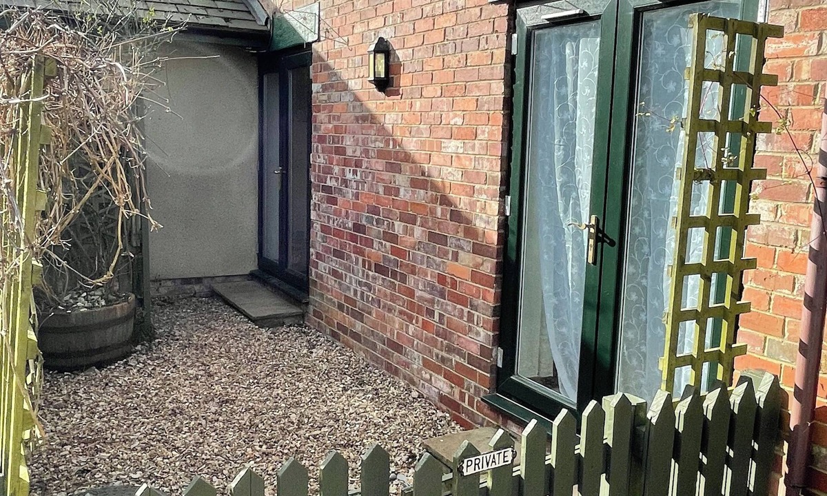 Churston Ferrers Cottage | Stunning Barn Conversion with FREE GOLF,nPet friendly