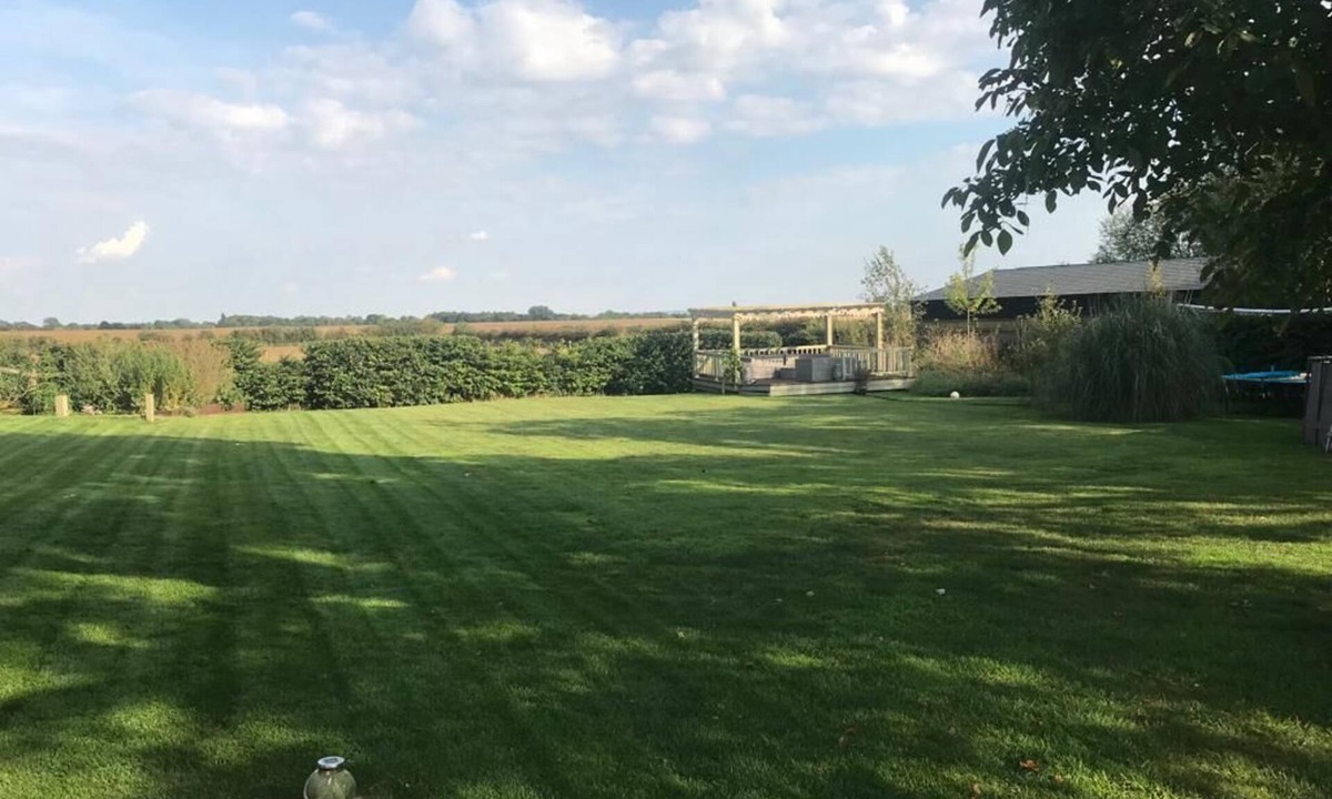 Sandy House | Stunning Barn Conversion in beautiful location