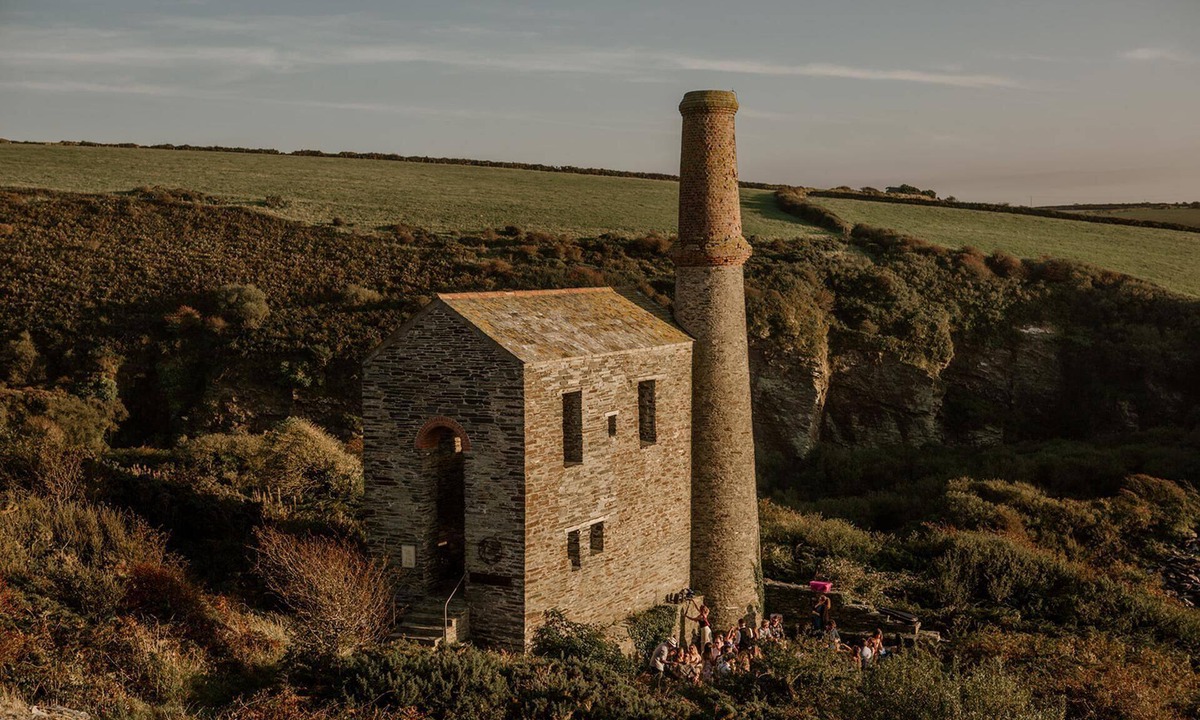 Tintagel Cabin | Stunning Cornish Tipi With sea Views
