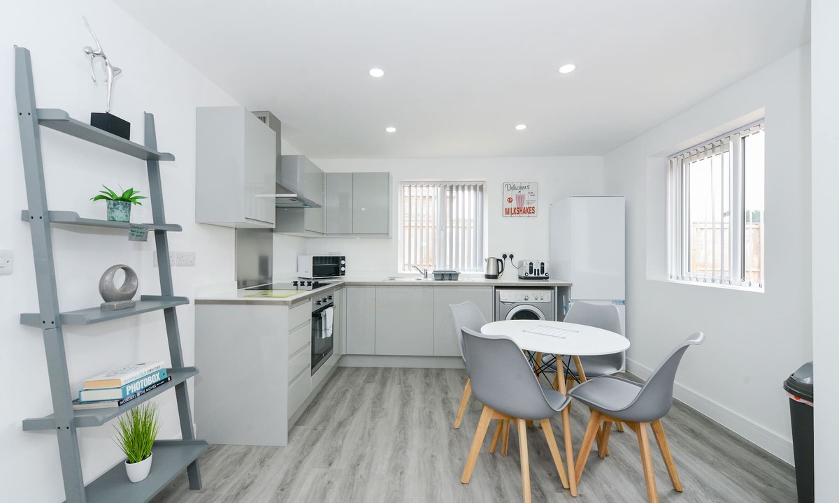 Gedling Apartment | Stunning & Cosy 2bed Apt, Low Carbon, Parking