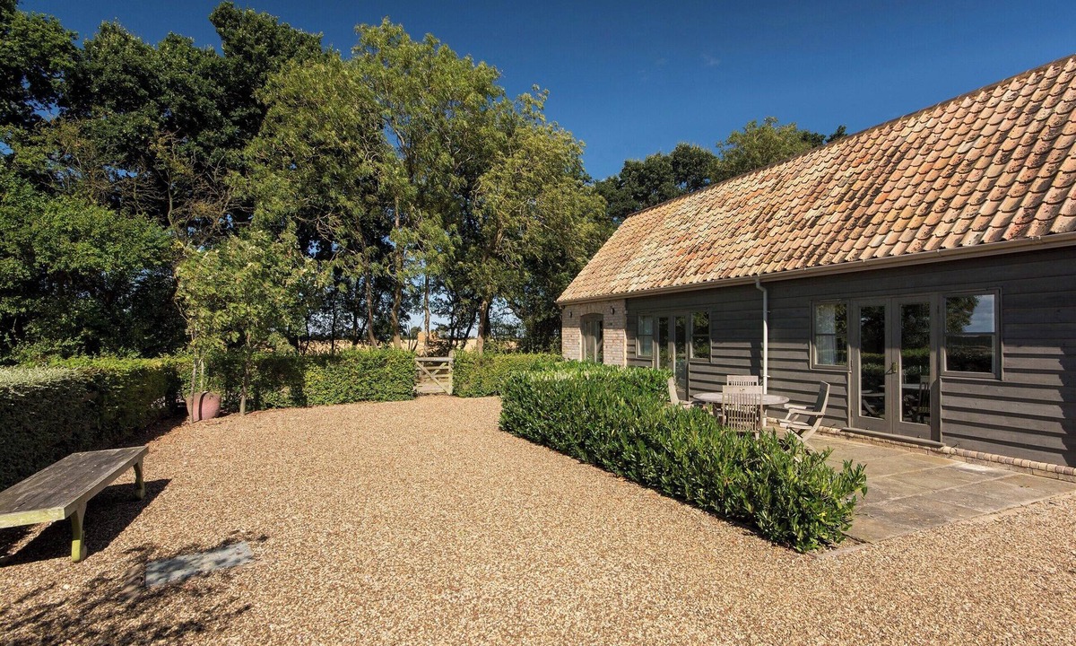 Clopton Cottage | Stunning countryside and fabulous accommodation.