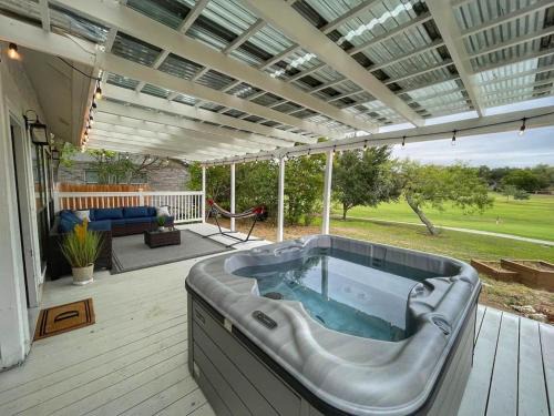 North San Antonio - SAT House | Stunning Deck, Hot-tub view to Lake & Golf course