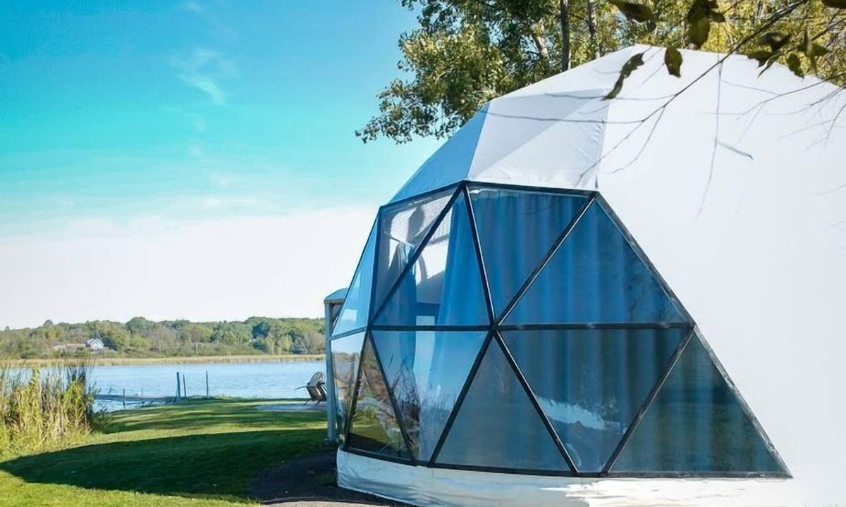 Tyendinaga Mohawk Territory Cabin | Stunning Dome on the Bay of Quinte for an Unforgettable Glamping Getaway near Deseronto, Ontario
