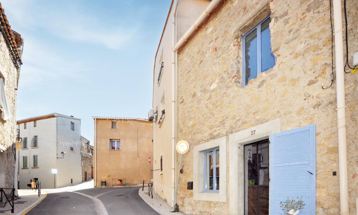 Villeseque-des-Corbieres House | Stunning home in Villeseque des Corbier