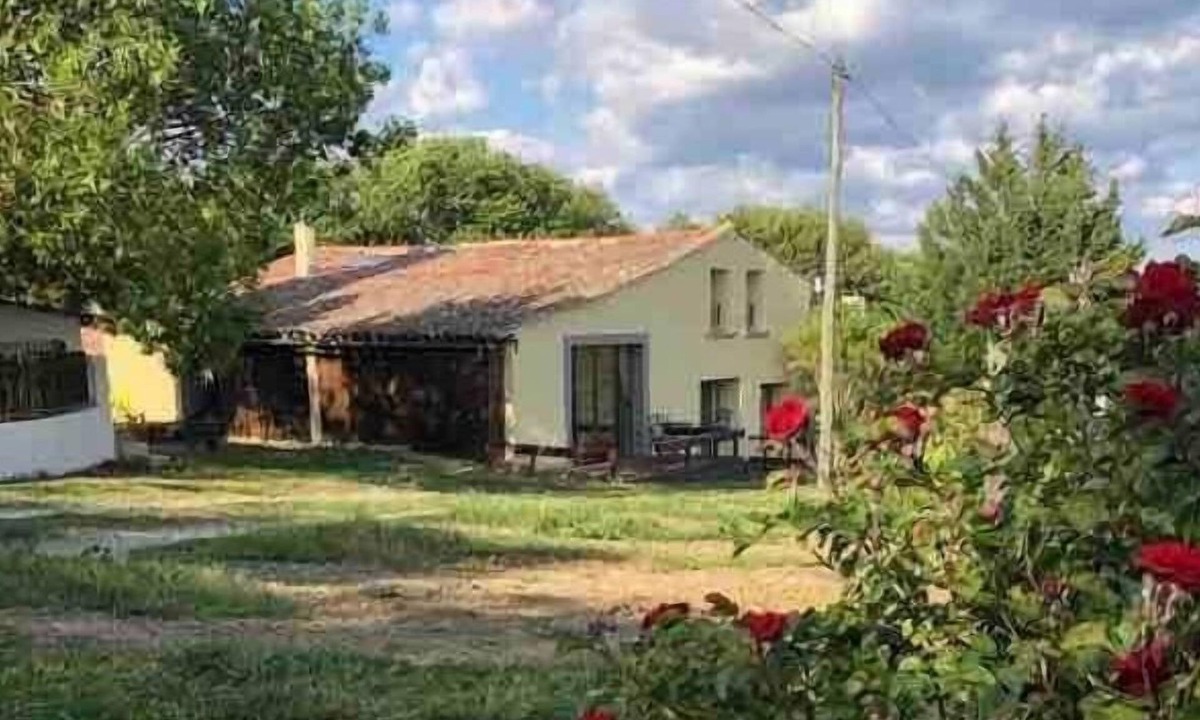 Lauraguel Villa | Stunning holiday home with private pool