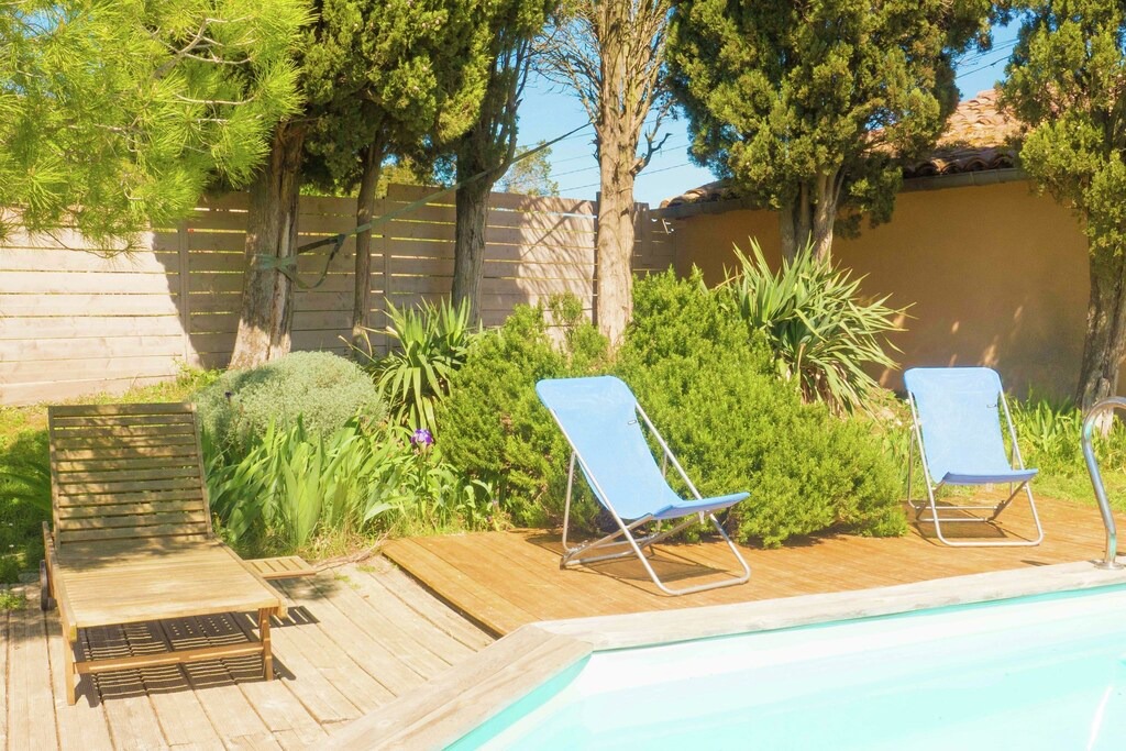 Loupia House | Stunning Holiday Home with Swimming Pool in Loupia