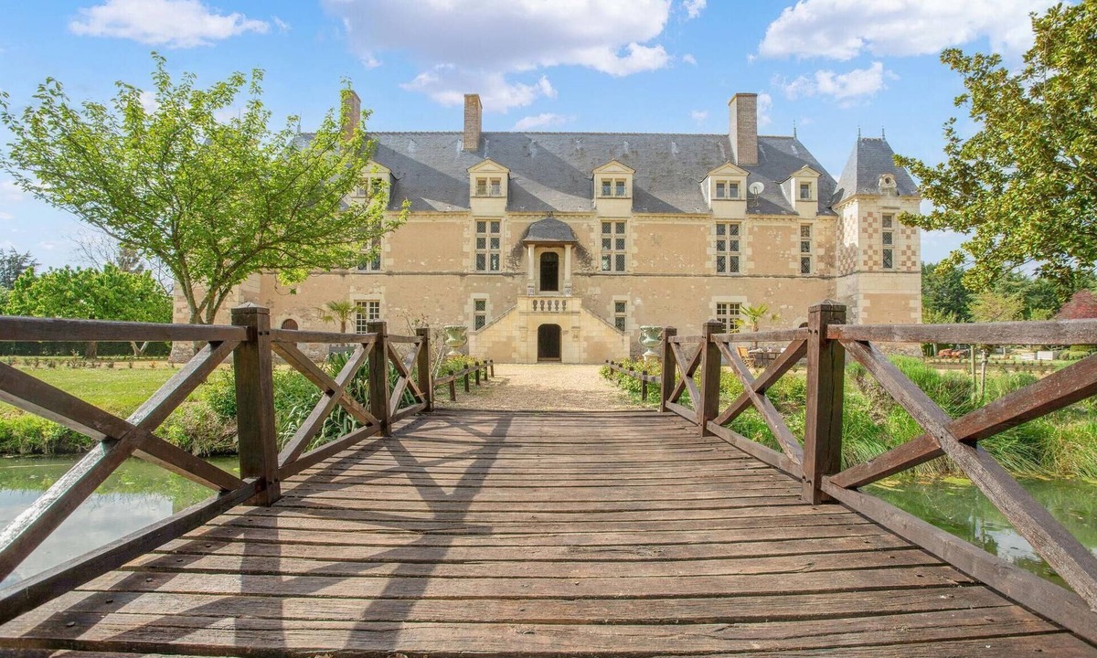Les Bois d'Anjou House | Stunning home in Fontaine Guérin