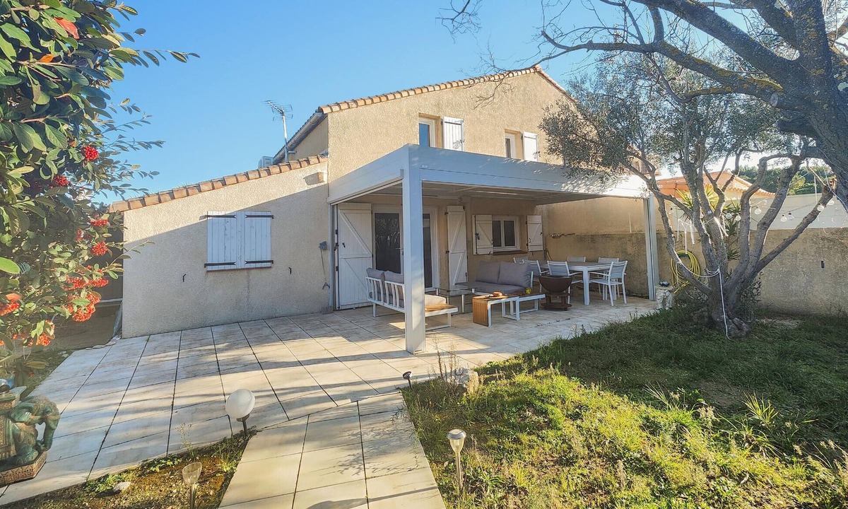 Vic-la-Gardiole House | Stunning home in Vic-la-Gardiole