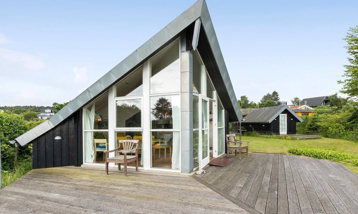 Allingabro House | Stunning home in Allingåbro with WiFi