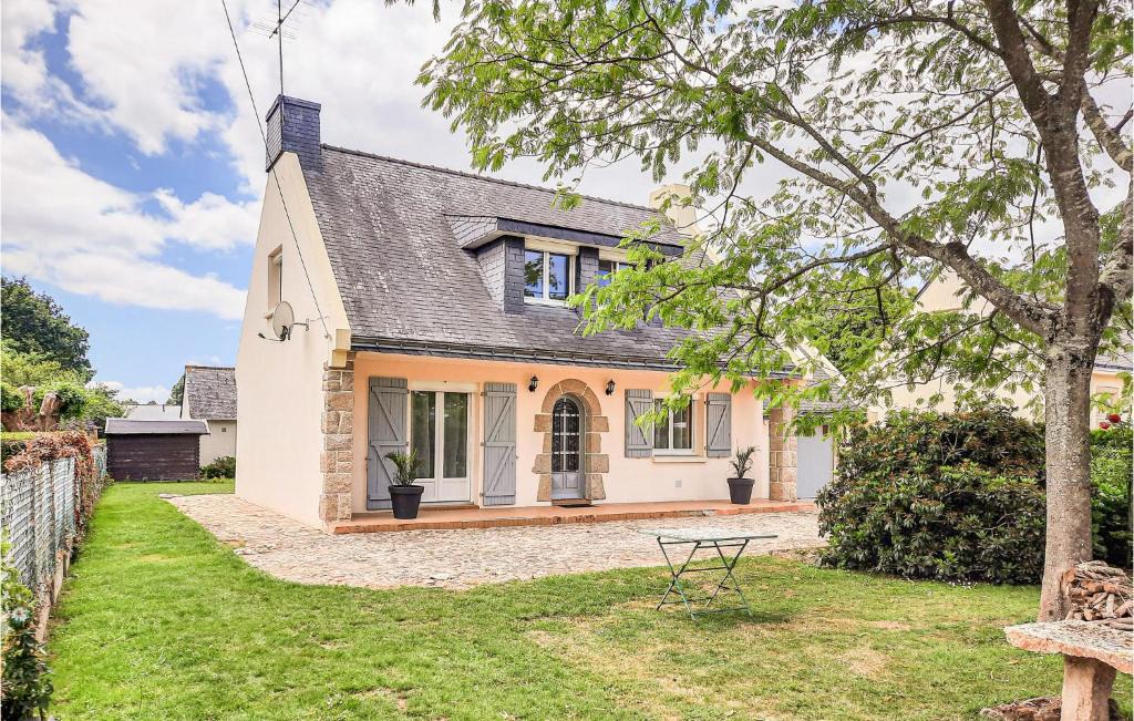 Allaire House | Stunning Home In Allaire With Wifi