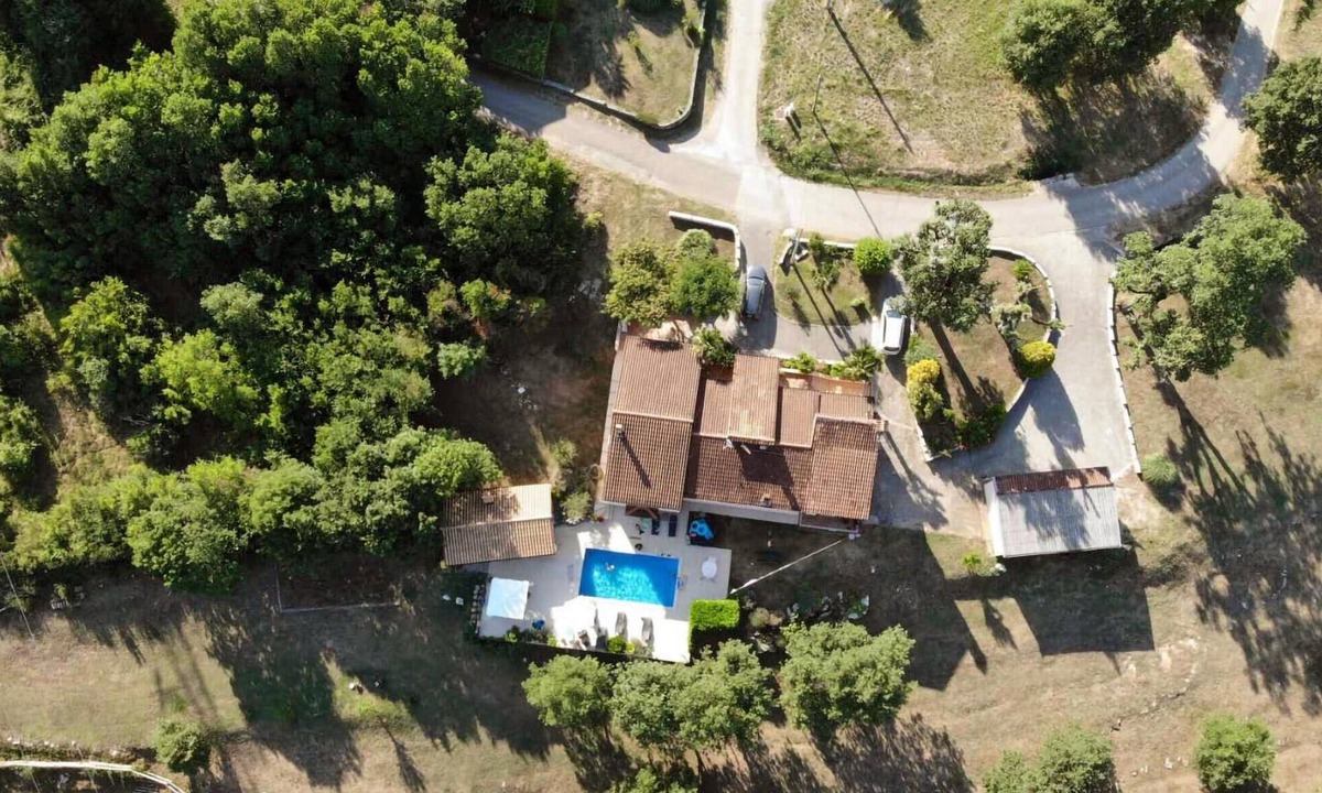 Pican House | Stunning home in Barisici with WiFi