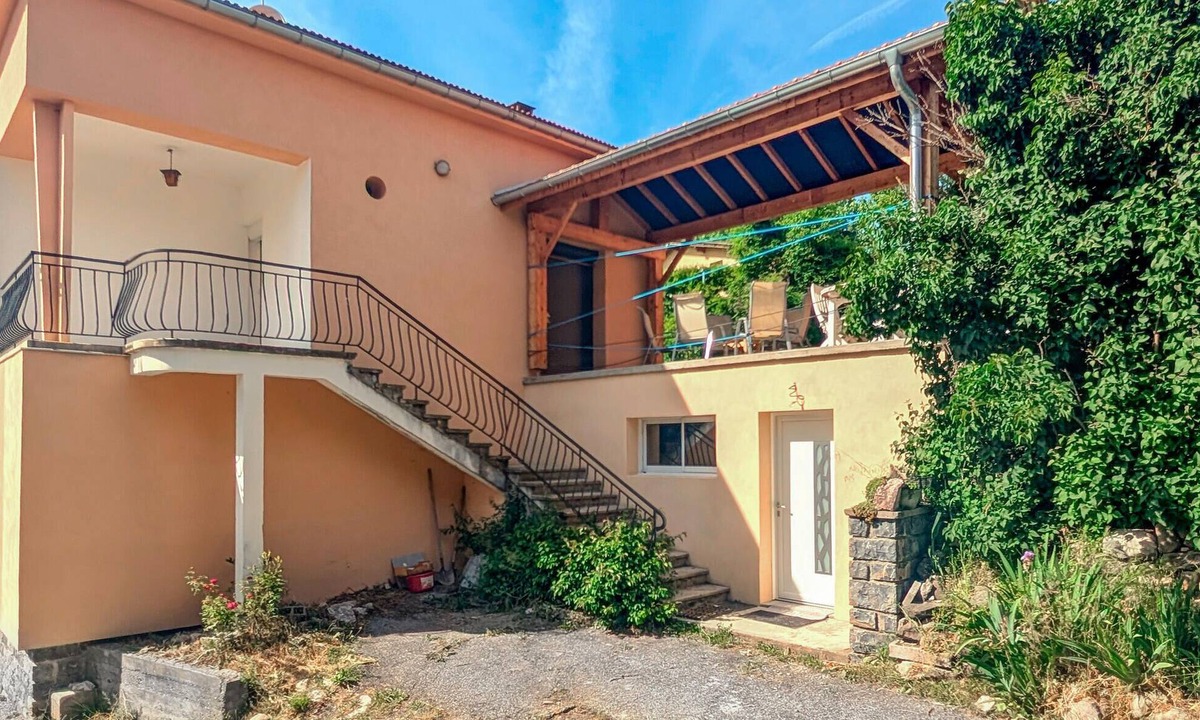 Bellaffaire House | Stunning home in Bellaffaire with WiFi