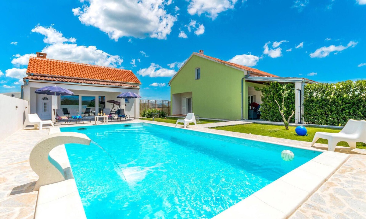 Velim House | Stunning home in Benkovac