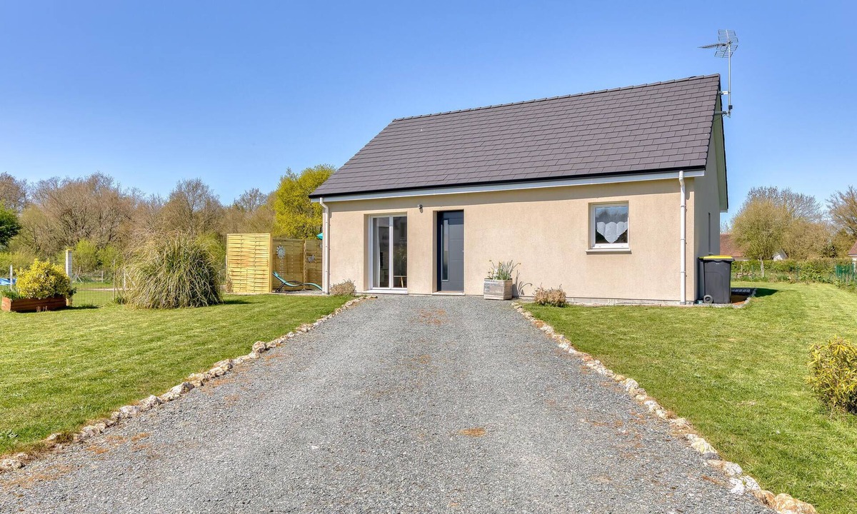 Boulleville House | Stunning home in Boulleville with WiFi