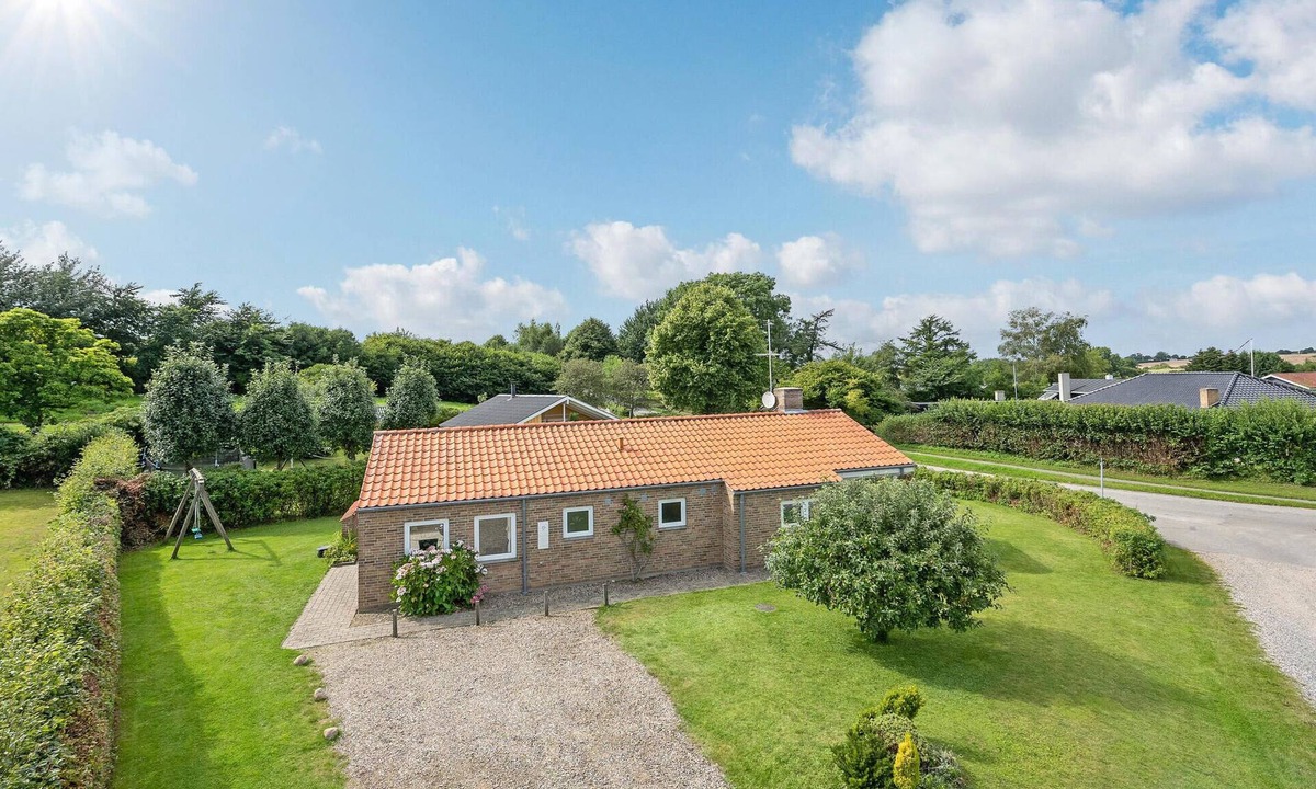 Broager House | Stunning home in Broager with WiFi