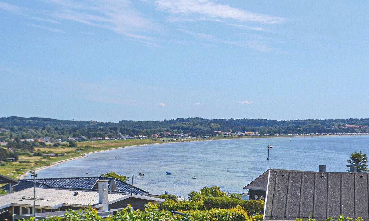 Egsmark Strand House | Stunning home in Ebeltoft with sauna