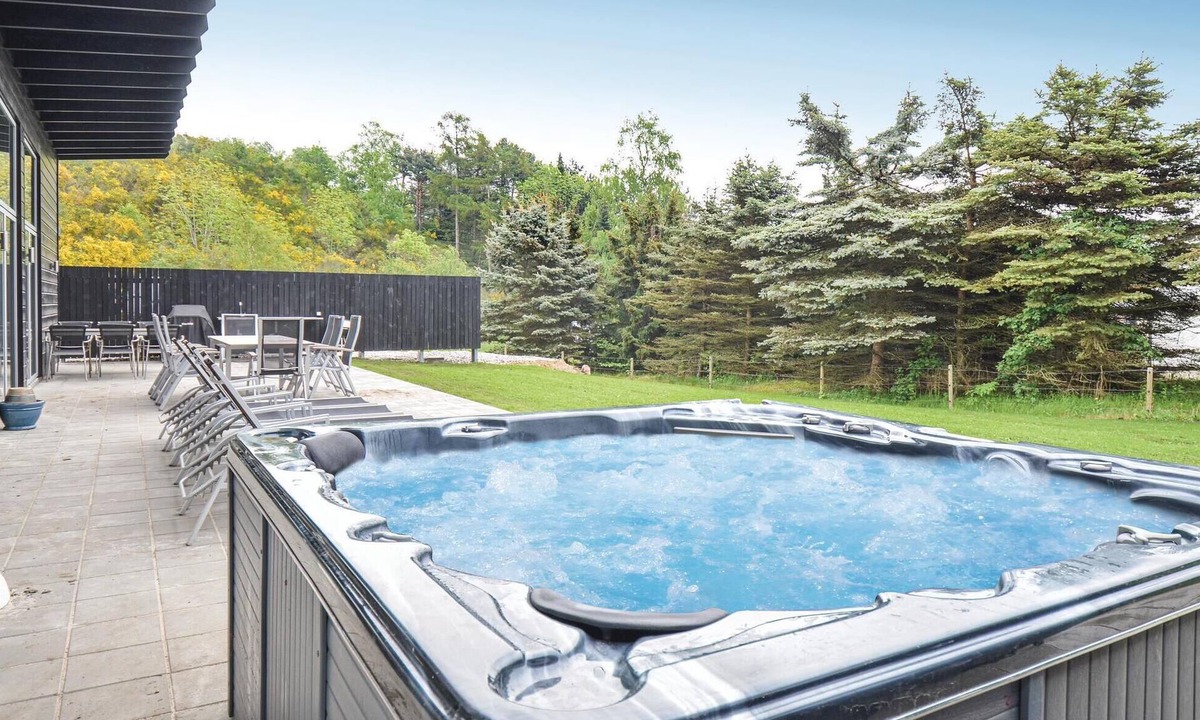 Handrup House | Stunning home in Ebeltoft with sauna