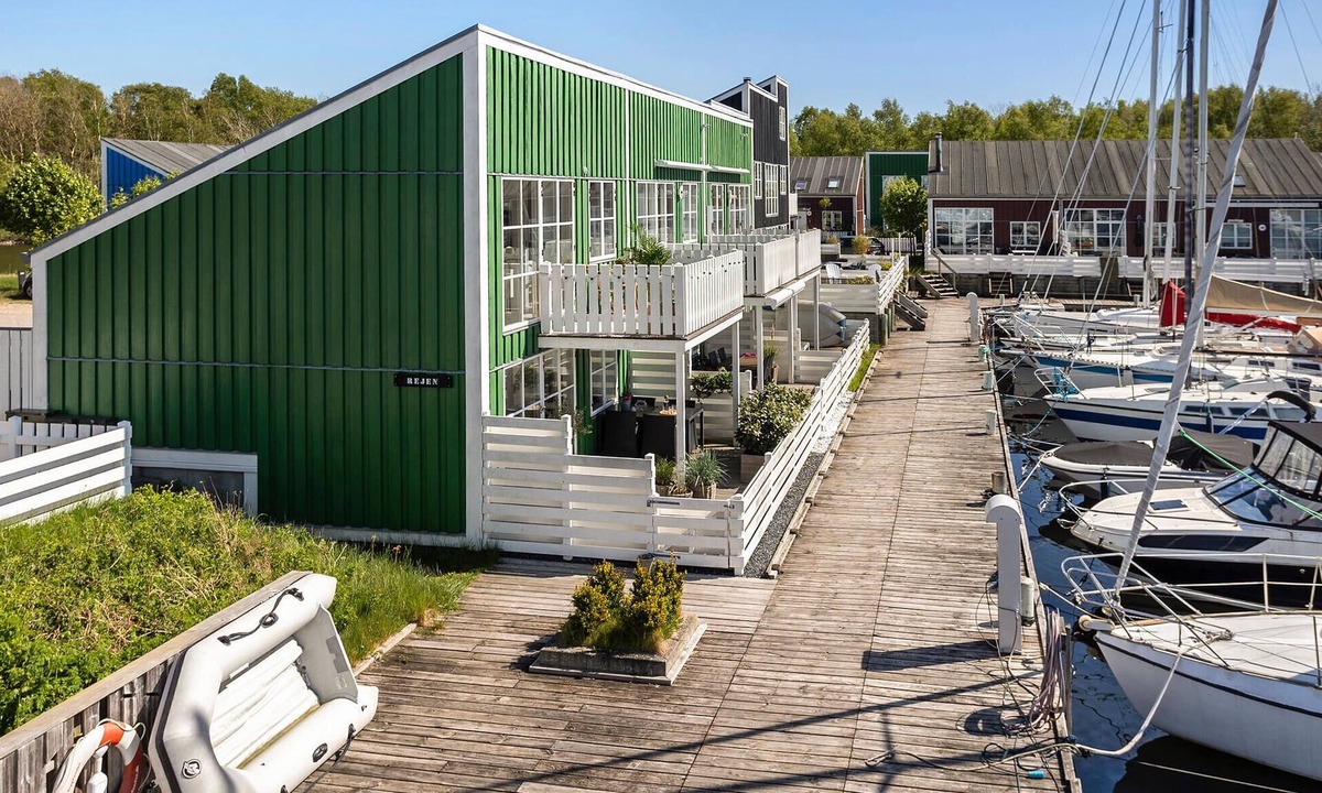 Øer Strand House | Stunning home in Ebeltoft with sauna