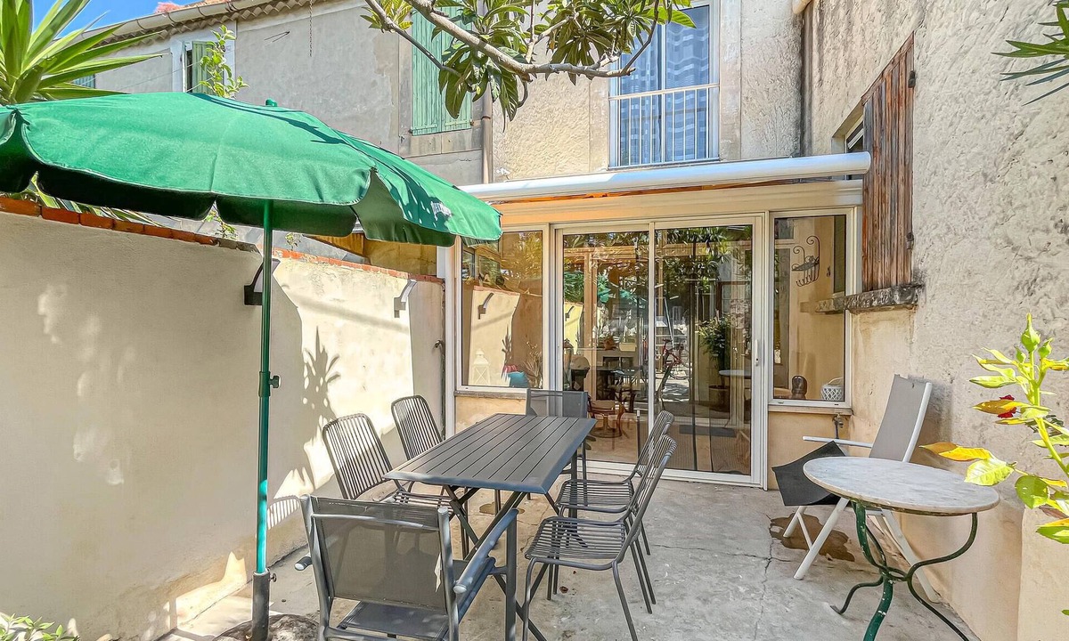 Eyragues House | Stunning home in Eyragues with WiFi
