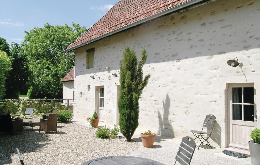 Ruffey-les-Beaune House | Stunning Home In Ruffey Les Beaune