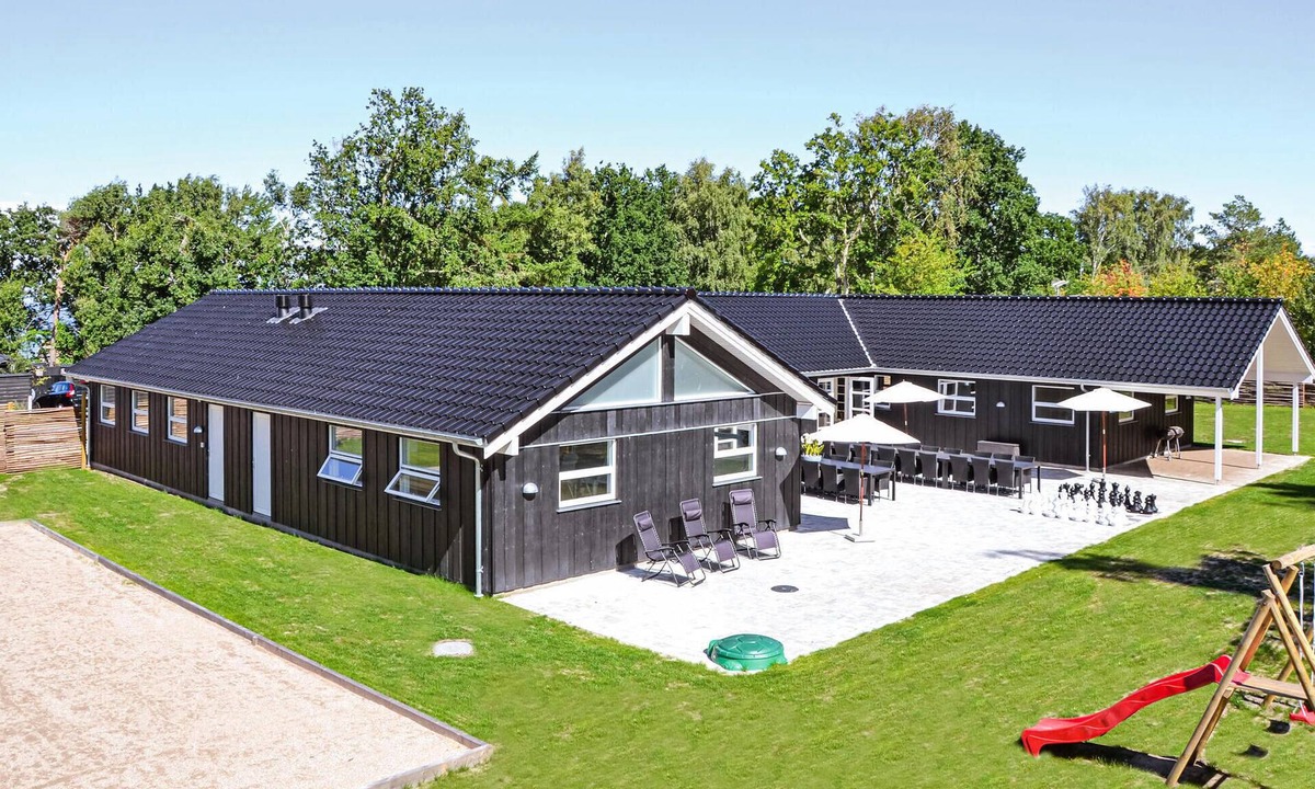 Udsholt House | Stunning home in Gilleleje with sauna