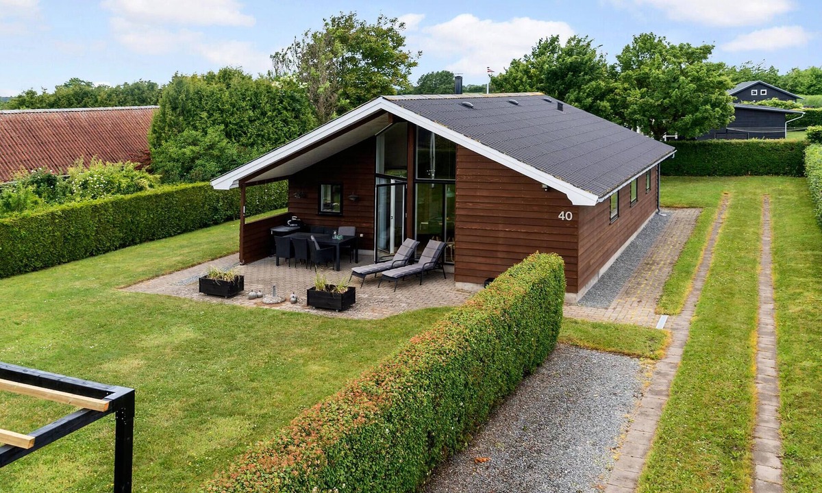 Flovt Strand House | Stunning home in Haderslev with sauna