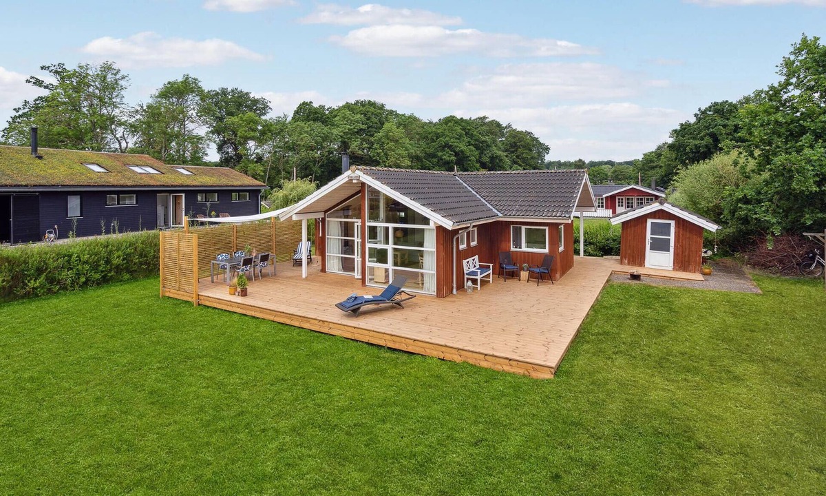 Kelstrup Strand House | Stunning home in Haderslev with WiFi