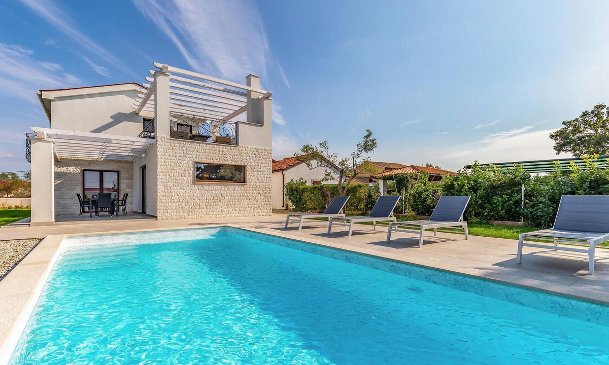 Hrboki House | Stunning home in Hrboki